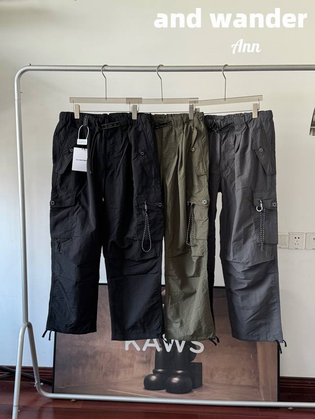 260 主推精品 And Wander Cargo pants｜户外宽松机能多兜工装伞兵长裤 25Ss 细节拉满｜机能面料｜版型出众 And Wander经
