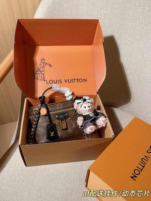 280 Shipping pendant with dynamic chip Louis Vuitton 25 New Vanity Makeup Bag/Fa 280 Shipping pendant with dynamic chip Louis Vuitton 25 New Vanity Makeup Bag/Fa
