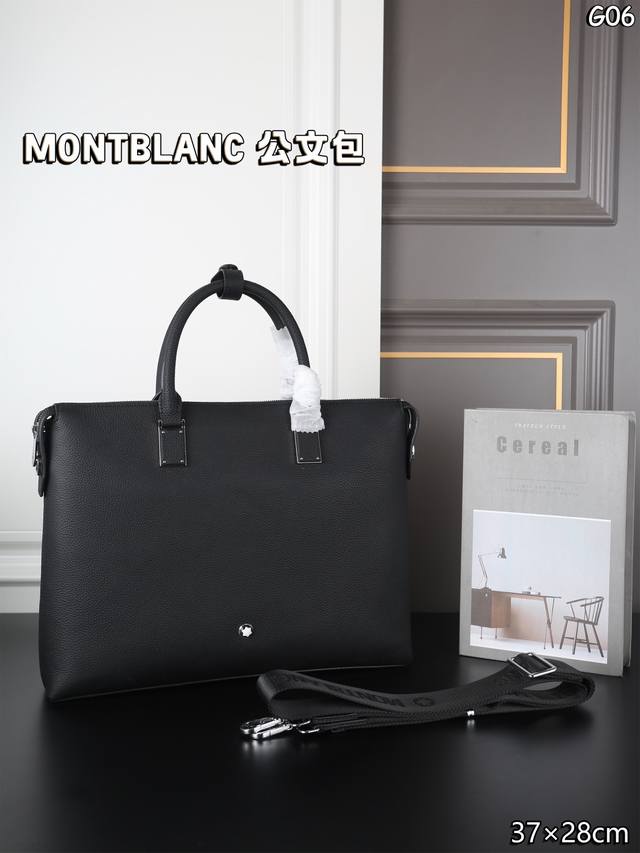 Leather P460 Montblanc Men's Briefcase. Exuding understated elegance and a refin