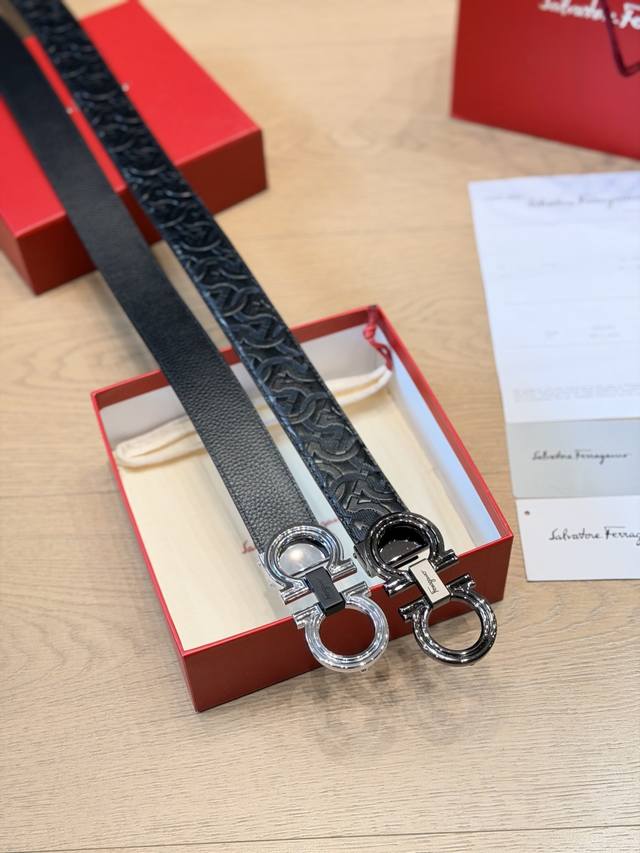 原单品质 p180 Ferragamo菲拉格慕 全套包装 皮带腰带 将摩登设计与精湛的手工技艺完美结合；打造出风格华贵典雅，双面可用 实用性和款式并重；手感柔