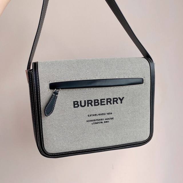 p920 Top-quality original replica, this is a Burberry canvas and leather messeng