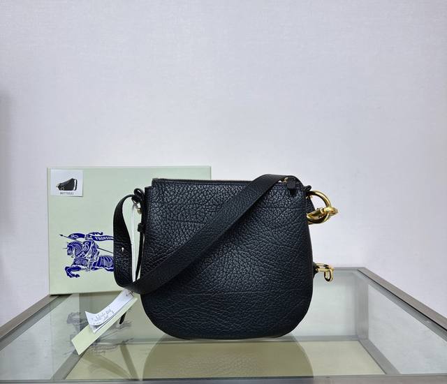 p1010 Top-tier original quality, Burberry's latest equestrian backpack crafted f