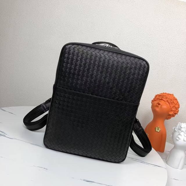 p980 Bv 海外原单品质 专柜同步Bv官网最新Bottega 狠货来袭 顶级打蜡胎牛皮，专柜原单五金，独特的设计风格完美至极！让时尚变得无止境 那质感和 那