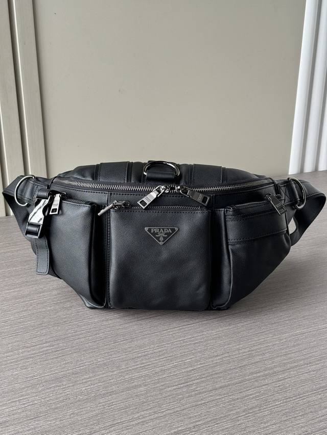 p510 Top-tier boutique item, the latest 2026 Prada chest bag with super capacity p510 Top-tier boutique item, the latest 2026 Prada chest bag with super capacity
