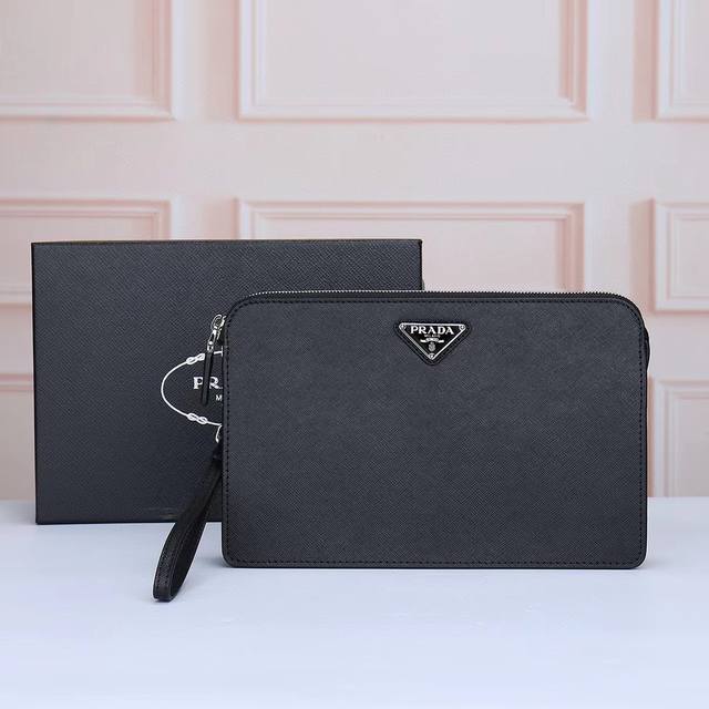 Prada - 2026 Prada clutch, made with imported calfskin and Saffano leather, feat Prada - 2026 Prada clutch, made with imported calfskin and Saffano leather, feat