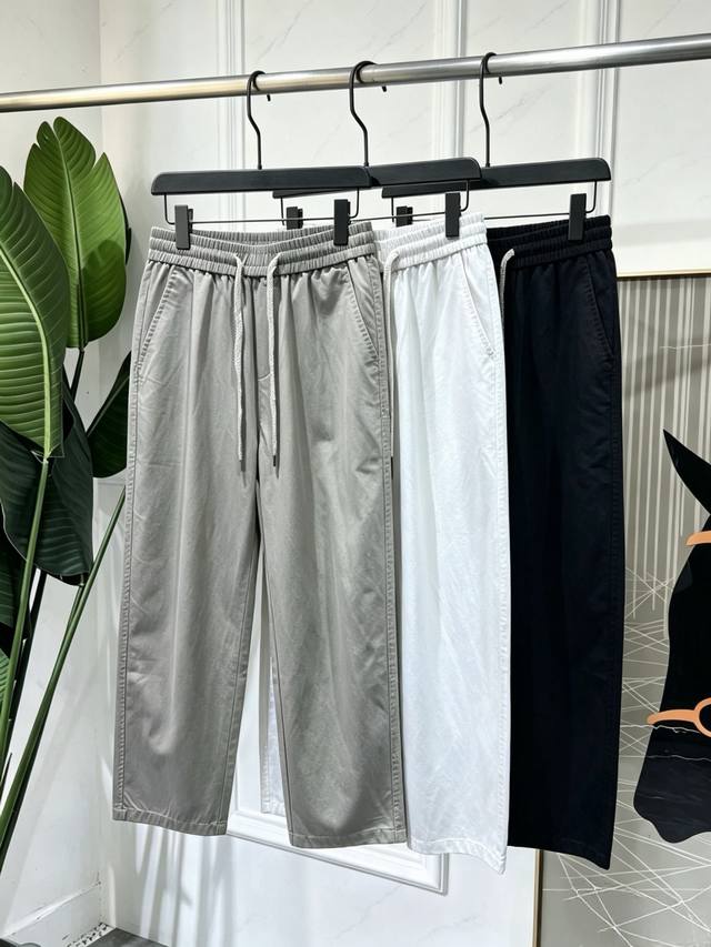 220 Fenjia Spring/Summer New Arrival - Latest Style Shorts from Official Stores. 220 Fenjia Spring/Summer New Arrival - Latest Style Shorts from Official Stores.
