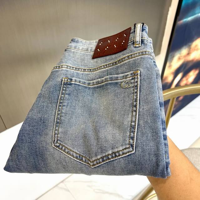 p230 Gucc, Gucci's Spring/Summer 2026 new denim collection, redefines the fashio p230 Gucc, Gucci's Spring/Summer 2026 new denim collection, redefines the fashio
