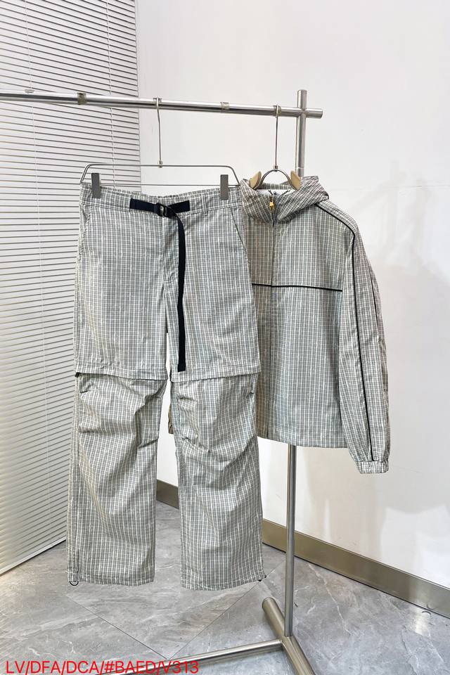 Top p390 Pants p350 V313 Lv Louis Vuitton Check Set Two-Way Trousers Detachable Top p390 Pants p350 V313 Lv Louis Vuitton Check Set Two-Way Trousers Detachable