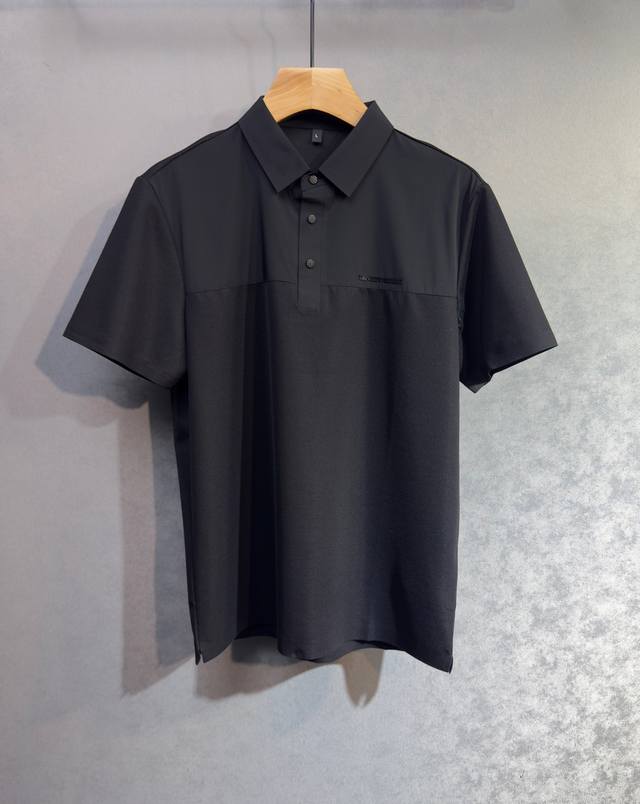 p220Armani 阿玛尼 26年新款春夏短袖 最高版本客供定制纯棉面料 舒适透气 简单时尚款,配色超级好看!经典Logo的设计 简单大方的款式!308满满的 p220Armani 阿玛尼 26年新款春夏短袖 最高版本客供定制纯棉面料 舒适透气 简单时尚款,配色超级好看!经典Logo的设计 简单大方的款式!308满满的