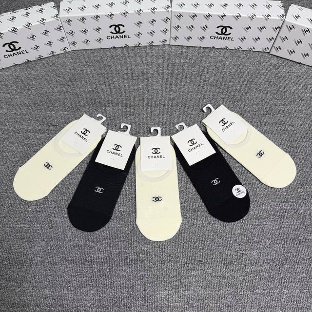 p100 Chanel classic socks, high-quality pure cotton, soft and superior to ordina