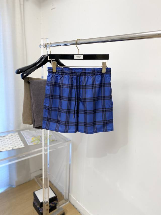 Vilebrequin, a trendy fashion brand, presents their 2026 hottest casual shorts.