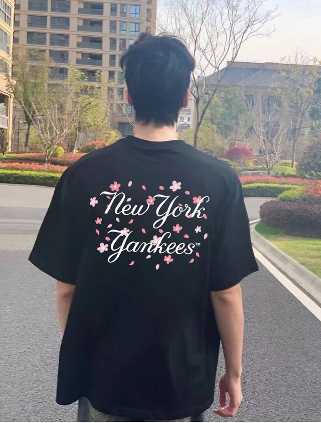 20-day return/exchange policy, 170 RMB. New Era X Mlb-Ny Cherry Blossom Crew Nec