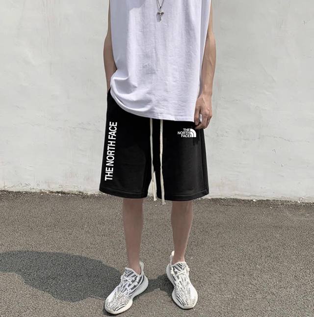 退换20天 190 The North Face 北面Tnf侧拼花型夏季运动宽松短裤 品质好货｜兼运动与潮流｜超百搭 甄选新疆21支360G华棉面料 最大