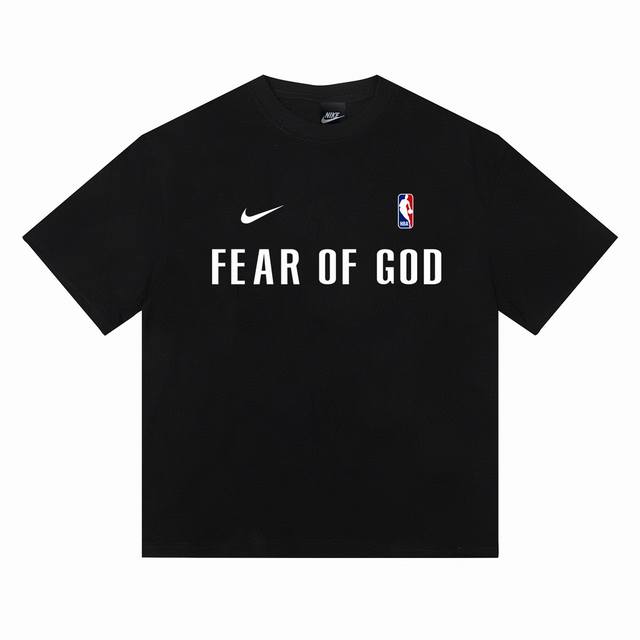 退换20天 170 Nba X Nike X Fog Essentials耐克三方联名篮球训练服短袖半袖T恤 采用260G双纱100%新疆精梳纯棉面料 采 退换20天 170 Nba X Nike X Fog Essentials耐克三方联名篮球训练服短袖半袖T恤 采用260G双纱100%新疆精梳纯棉面料 采