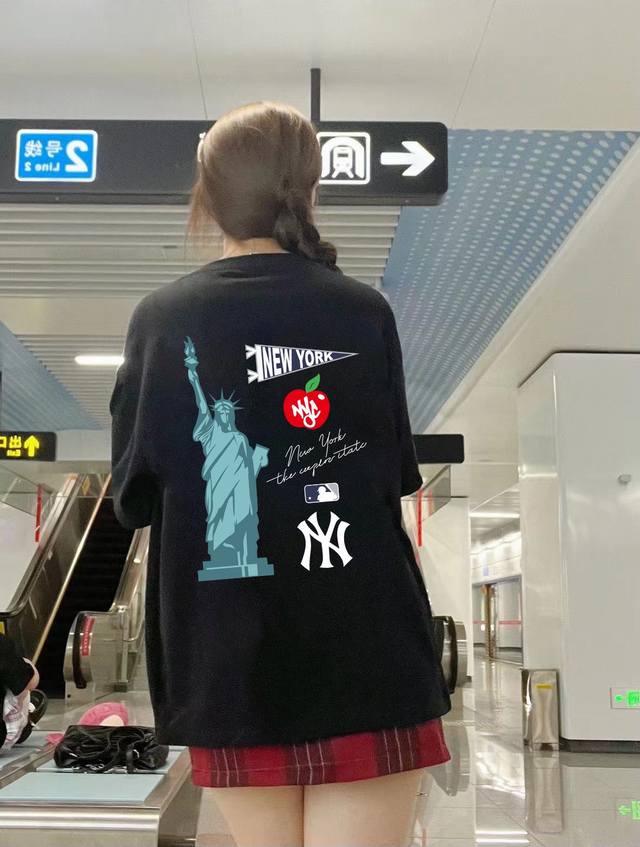 20-day return/exchange policy, 170 RMB. New Era X Mlb-Ny Statue of Liberty Crew