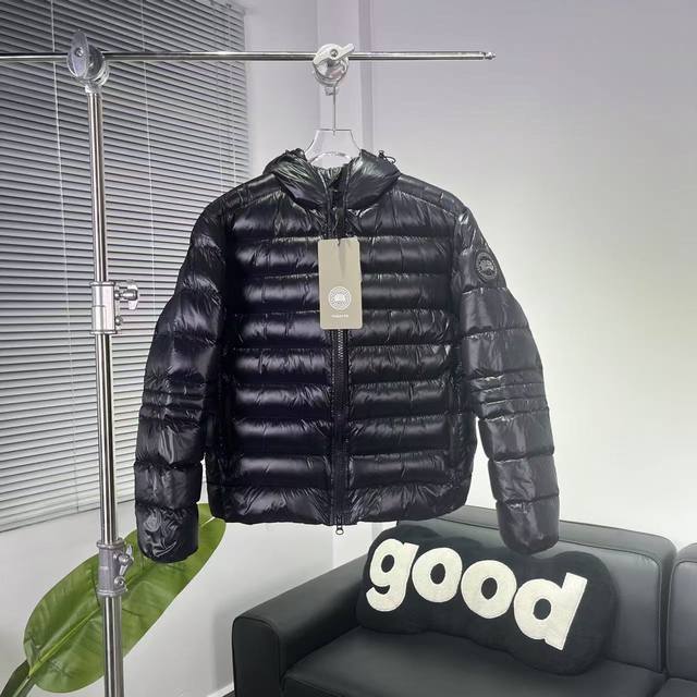 590 加拿大鹅 2227黑色黑标轻薄羽绒服 Canada Goose Crofton系列 Crofton系列滑雪季 徽标Logo纯色亮面连帽防水防风超轻羽绒
