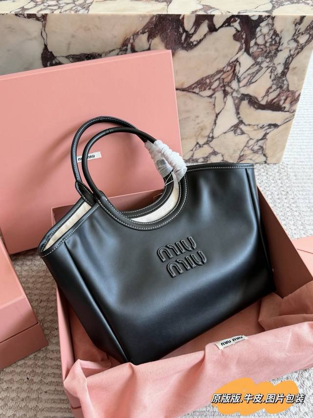 Top-quality original cowhide leather p400 Miumiu limited edition tote bag, simpl