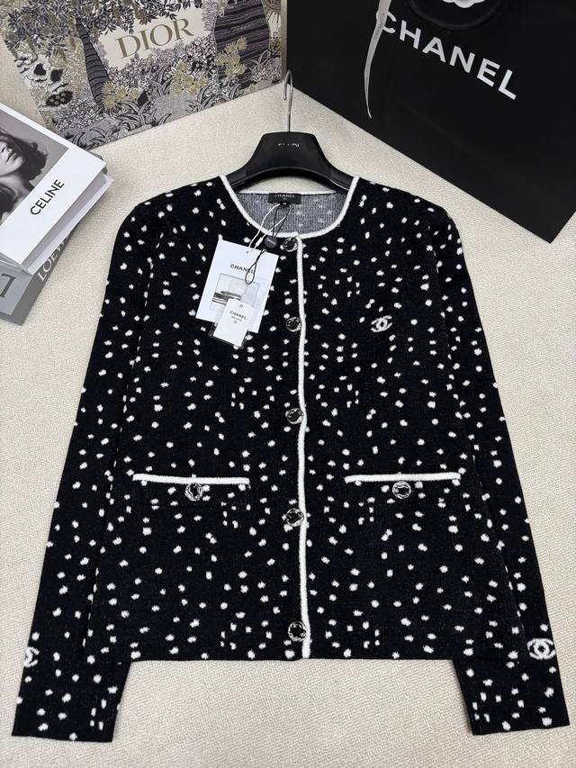 p260Chane*26 High-End Handcrafted Sparkling Starry Sky Series Brand Double C Log p260Chane*26 High-End Handcrafted Sparkling Starry Sky Series Brand Double C Log