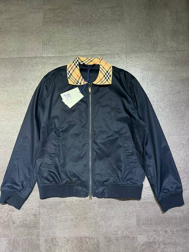 460原版开发Burberr*博柏利26秋冬Hayfield格纹领外套短夹克出货，男女同款，大版型，百搭款，定制领子，大货三色Sml
