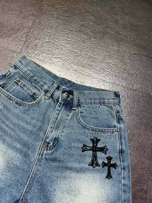 240Chrome Hear*S Chrome Hearts new shorts are now available. This is a matching