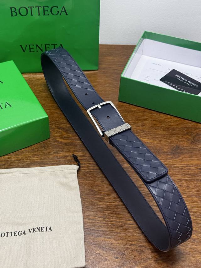 p250 Bottega Veneta 3.5cm Blue Intrecciato piccolo woven calfskin belt, a new cl p250 Bottega Veneta 3.5cm Blue Intrecciato piccolo woven calfskin belt, a new cl