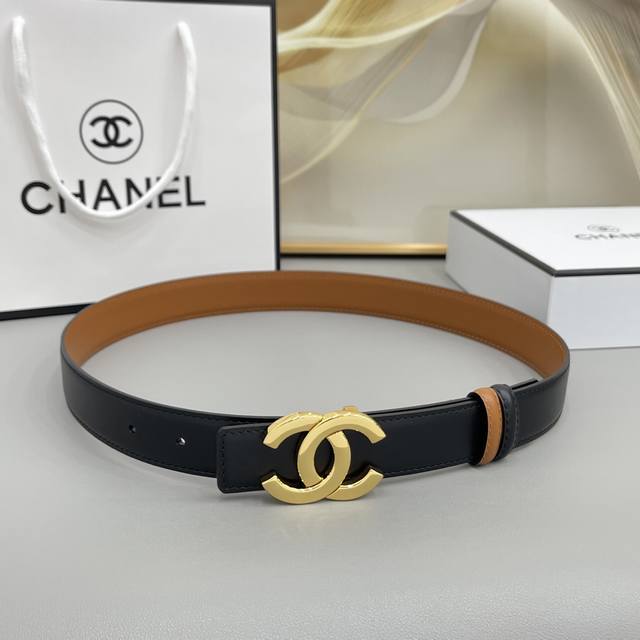 190--Chanel 3.0Cm . Made of classic calfskin, featuring a new hanging buckle in