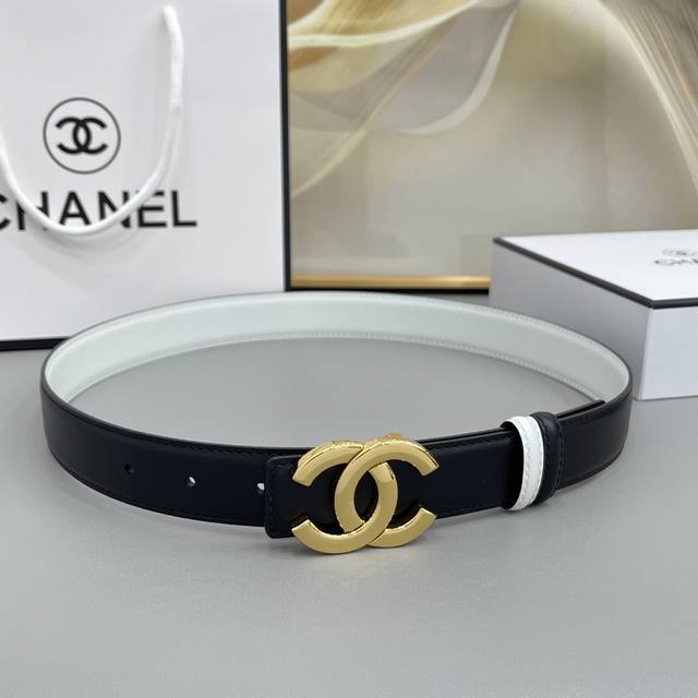190--Chanel 3.0Cm . Made of classic calfskin, featuring a new hanging buckle in