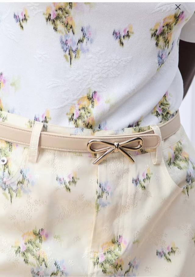 190 This Le Nud De Dior belt, reinterpreted by Jonathan Anderson, showcases the