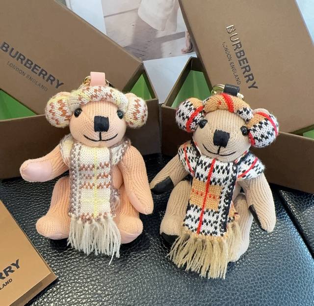 160 Burberry teddy bear charm from the OEM factory. A Burberry scarf, teddy bear