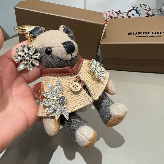 160 Burberry OEM bear charm, Burberry diamond buckle bear keychain bag charm, so