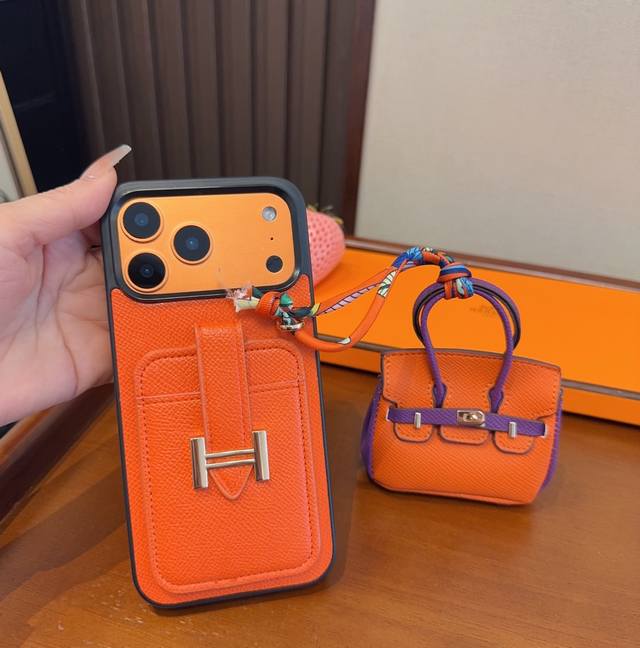 100 H Phone Case & Earphone Bag Set, Hermes 2-in-1 Card Holder & Phone Case Mode 100 H Phone Case & Earphone Bag Set, Hermes 2-in-1 Card Holder & Phone Case Mode