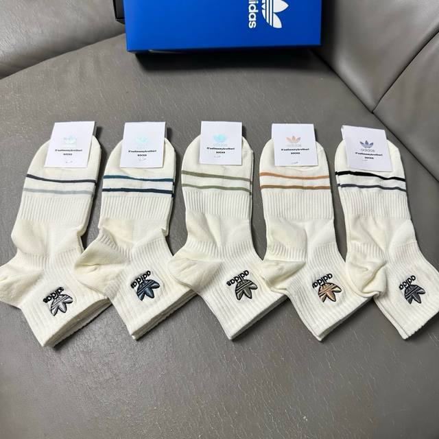 Special p60 Adidas Originals New Mid-Calf Socks with Embroidered Classic Logo -