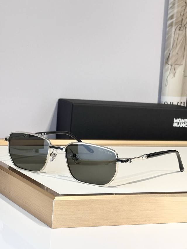 p180 Montblanc Mod: Mb0437S Size: 54 ports 19-145