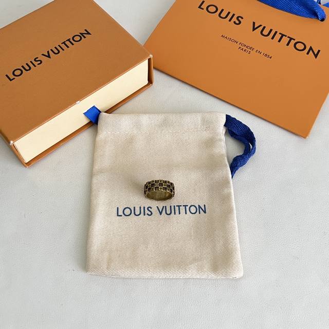 p120 New original single-item Louis Vuitton distressed vintage ring. Made with t