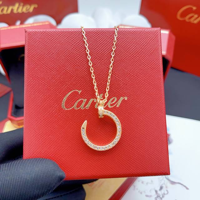 p60Kx006 Cartie*卡地亚最新款玫瑰金满钻钉子项链 一致Zp黄铜材质，非常的上镜设计很特别值得入手高级手工坊系列