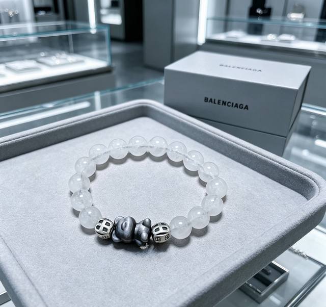 p160。 原单货新品 巴黎世家天然石Balenciaga手链专柜一致巴黎世家手链 男士火爆款出货 设计独特 前卫 男女必备！码数18。20。22。24Cm