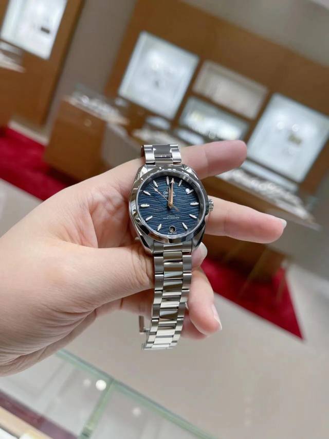 2020Vs+新品！Omega-欧米茄，海马34Mm海马Aqua Terra 150米最新力作！采用双T避震8800改一体机芯！