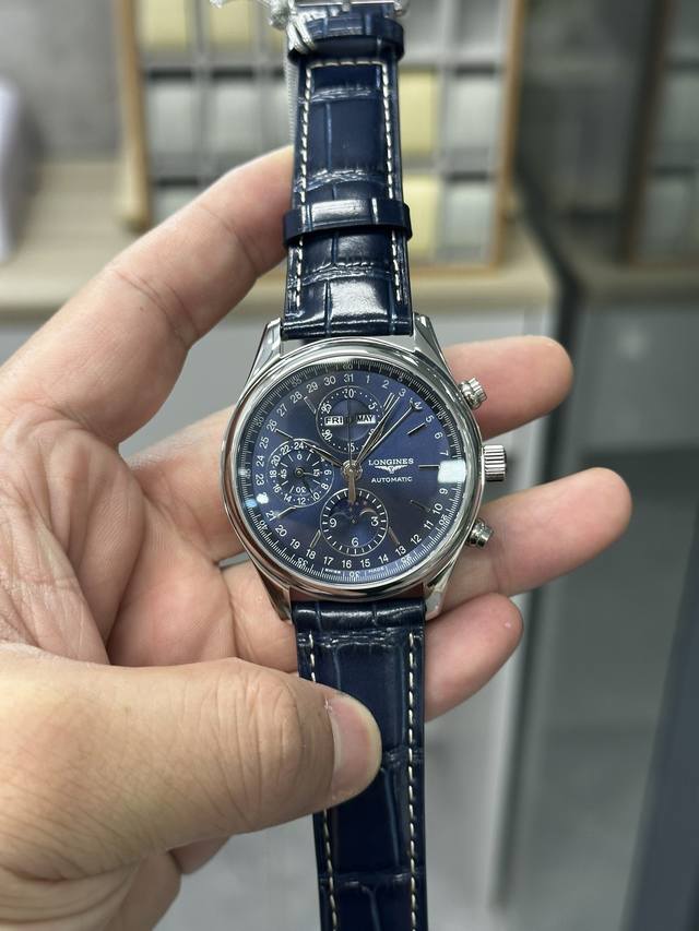 1630Gs八针浪琴月相复杂多功能，搭载最新丹东7751机芯，稳定性能大大提升，不再是修表师傅代为保管的表，40Mm.42Mm可选，透底也无破绽！三码合一