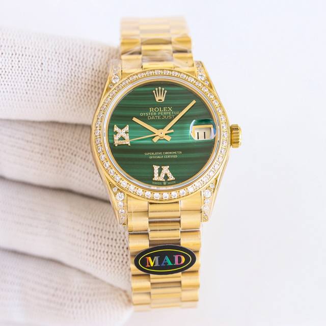 2280Madris 劳力士 Rolex 日志31Mm夺目彩钻！以炫彩夺丽给日志女款增加不同的色彩 1.外壳以最纯粹的904钢原材料制造，镶嵌4个耳角20颗莫