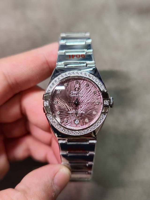 2020欧米加五代星座，机械女款29Mm，超A壳套，价格p美丽。