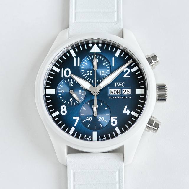 2670Tw Factory Iwc 万国 大型飞行员389410 R39 全陶瓷壳 这款是小王子周年特别版白色氧化锆陶瓷款大型飞行员万年历腕表，2026年4