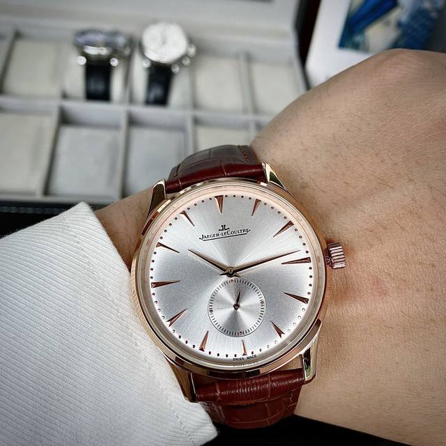 White 380 Gold 520 "Jaeger-LeCoultre Master" Classic Two-and-a-Half Hand Mechani