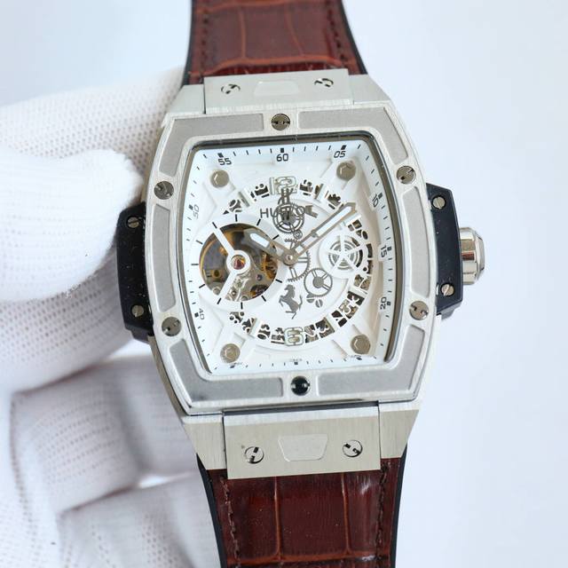 白600 金810全新Hublot恒宝表Big Bang宇舶灵魂系列-男士腕表来袭！高端定制全自动机械-镂空机芯，9字位清晰可见的陀飞轮在不停的飞转着，动感十足