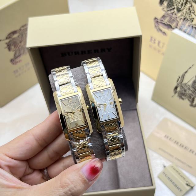 620 Burberry rectangular dial quartz women's watch with checkered pattern and st