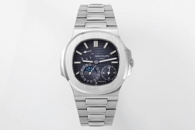 3190F新品发布57121Av3版，鹦鹉螺！与Tiffa联名款。 三段式表盘设计，左上角动能储存显示，左下角日历和月相窗口，右下角精准秒针，时针和分针的简约