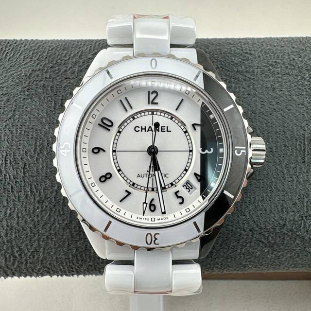 2990 Chanel J12; 38mm mechanical version! 's brand new J12 watch "re-engineered"