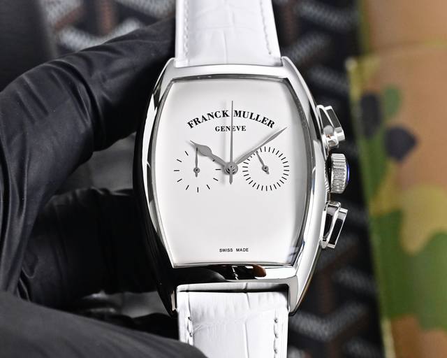 680法兰克穆勒 Franck Muller 40*52Mm 酒桶型壳身 日本多功能石英机芯 头层小牛皮表带原装针扣 独特的F M风格 只为专属打造