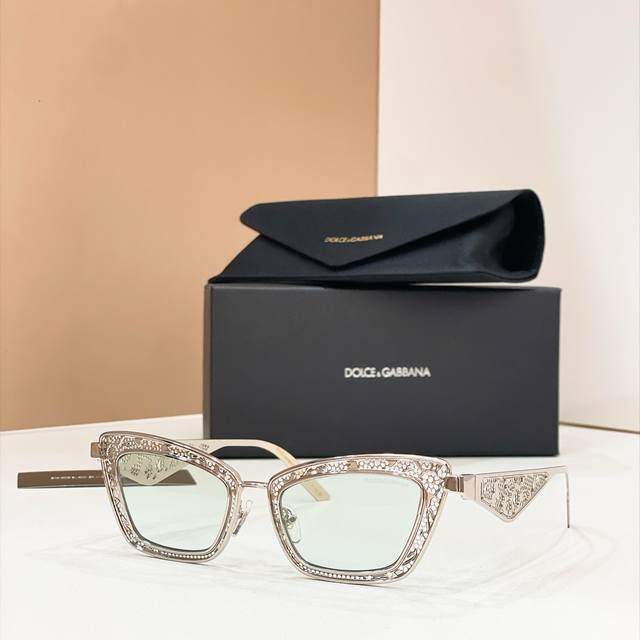 Dolce & Gabban*Model：Dg2311Size：51口20-145p190