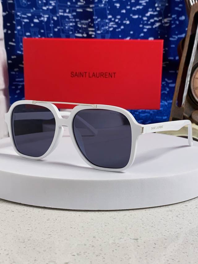 p100 Saint Laurennt圣罗兰 2026新款Ysl杨树林 宋佳同款时尚轻奢方形大框明星同款圣家太阳眼镜超轻跨境潮墨镜 Sl545 p100 Saint Laurennt圣罗兰 2026新款Ysl杨树林 宋佳同款时尚轻奢方形大框明星同款圣家太阳眼镜超轻跨境潮墨镜 Sl545