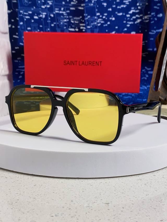 p100 Saint Laurennt圣罗兰 2026新款Ysl杨树林 宋佳同款时尚轻奢方形大框明星同款圣家太阳眼镜超轻跨境潮墨镜 Sl545 p100 Saint Laurennt圣罗兰 2026新款Ysl杨树林 宋佳同款时尚轻奢方形大框明星同款圣家太阳眼镜超轻跨境潮墨镜 Sl545